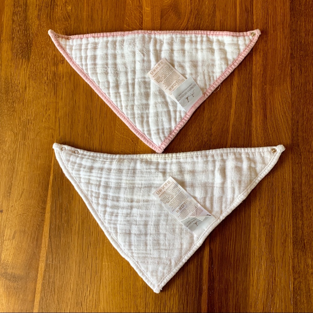 Aden + Anais pink & white bandana bibs - Picture 4 of 6
